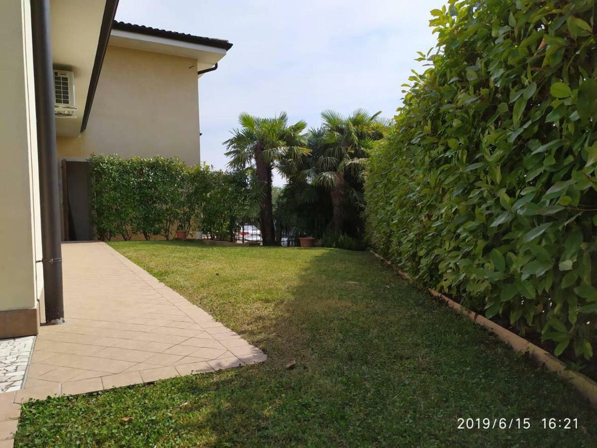 Appartamento Con Giardino A Cisano Di Бардоліно Екстер'єр фото