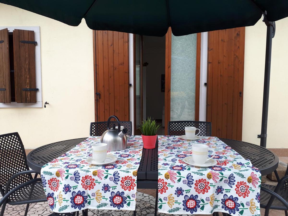 Appartamento Con Giardino A Cisano Di Бардоліно Екстер'єр фото